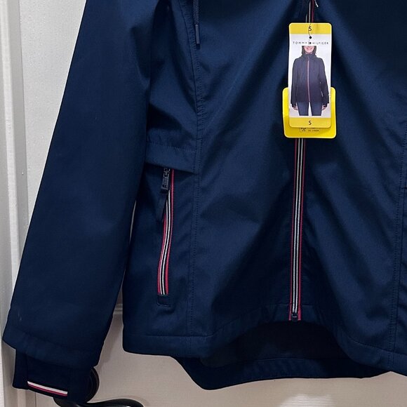 Tommy Hilfiger Women’s Lightweight Hooded Windbreaker Size S Blue Coastal (NEW) - Picture 3 of 13
